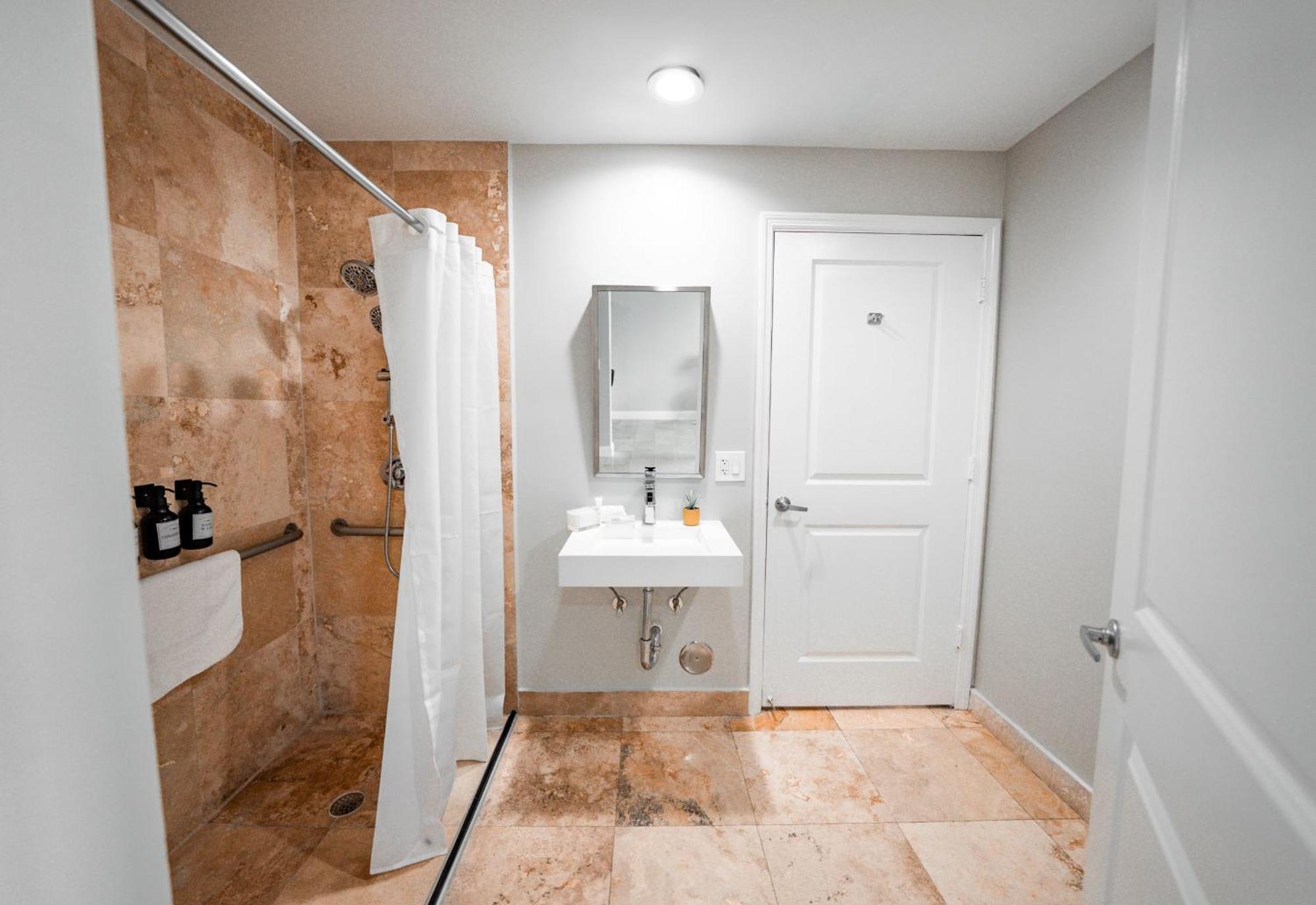 Nuvo Suites Hotel - Miami Doral Sweetwater Экстерьер фото